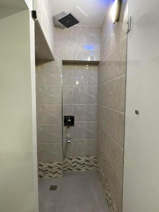 Bmax Spacepods Sleep In Space - 4Mins From Mactan Airport Lapu-Lapu City Exteriör bild